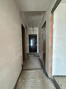 Satılır 2 otaqlı mənzil 58 m²