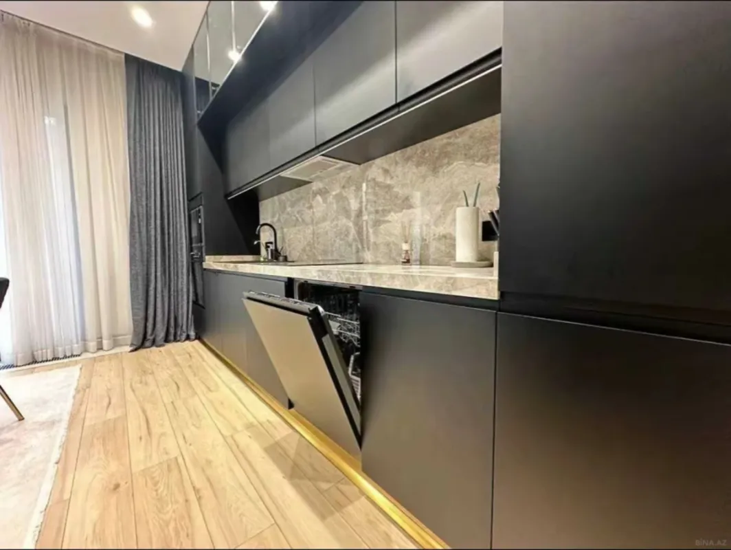 Satılır 2 otaqlı mənzil 70 m²