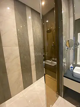 Satılır 1 otaqlı mənzil 56 m²