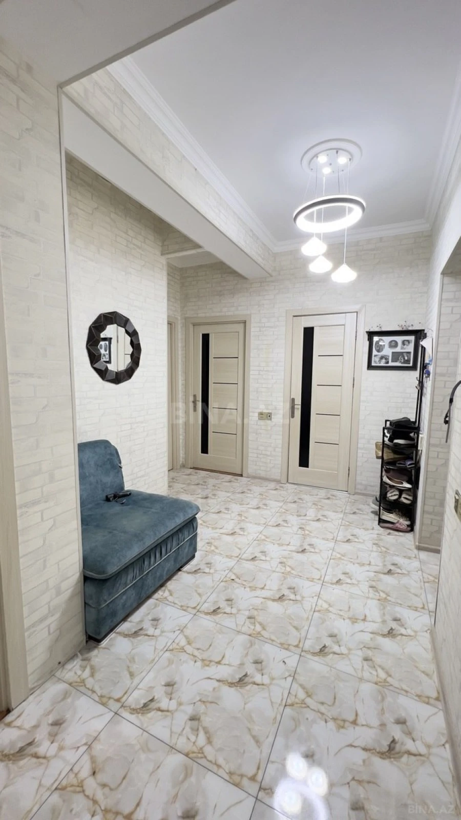 Satılır 2 otaqlı mənzil 82 m²