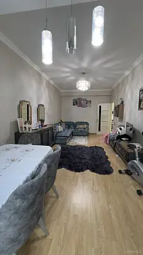 Satılır 2 otaqlı mənzil 82 m²