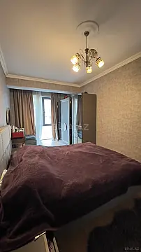 Satılır 2 otaqlı mənzil 82 m²