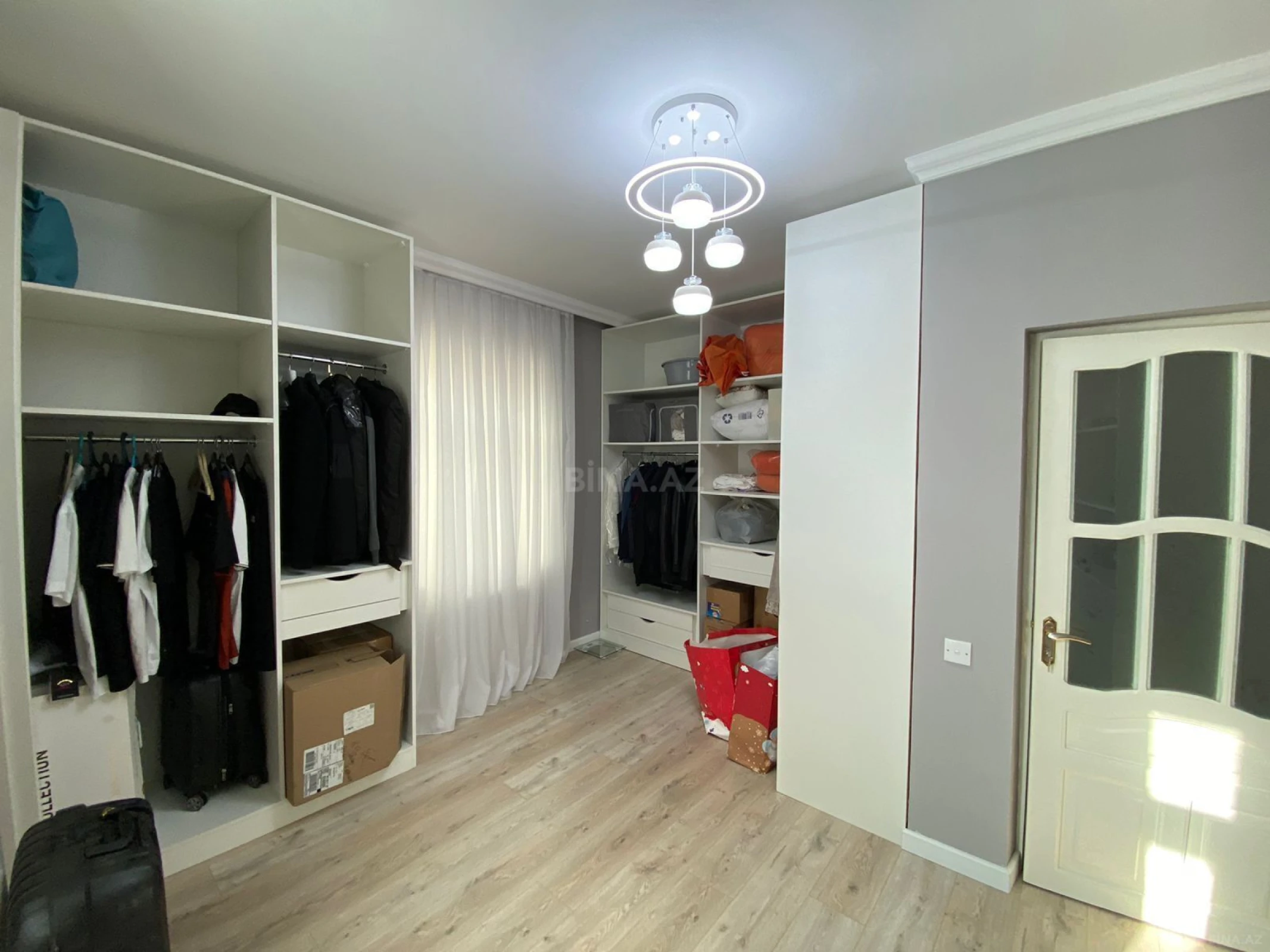 Satılır 4 otaqlı həyət evi 200 m²