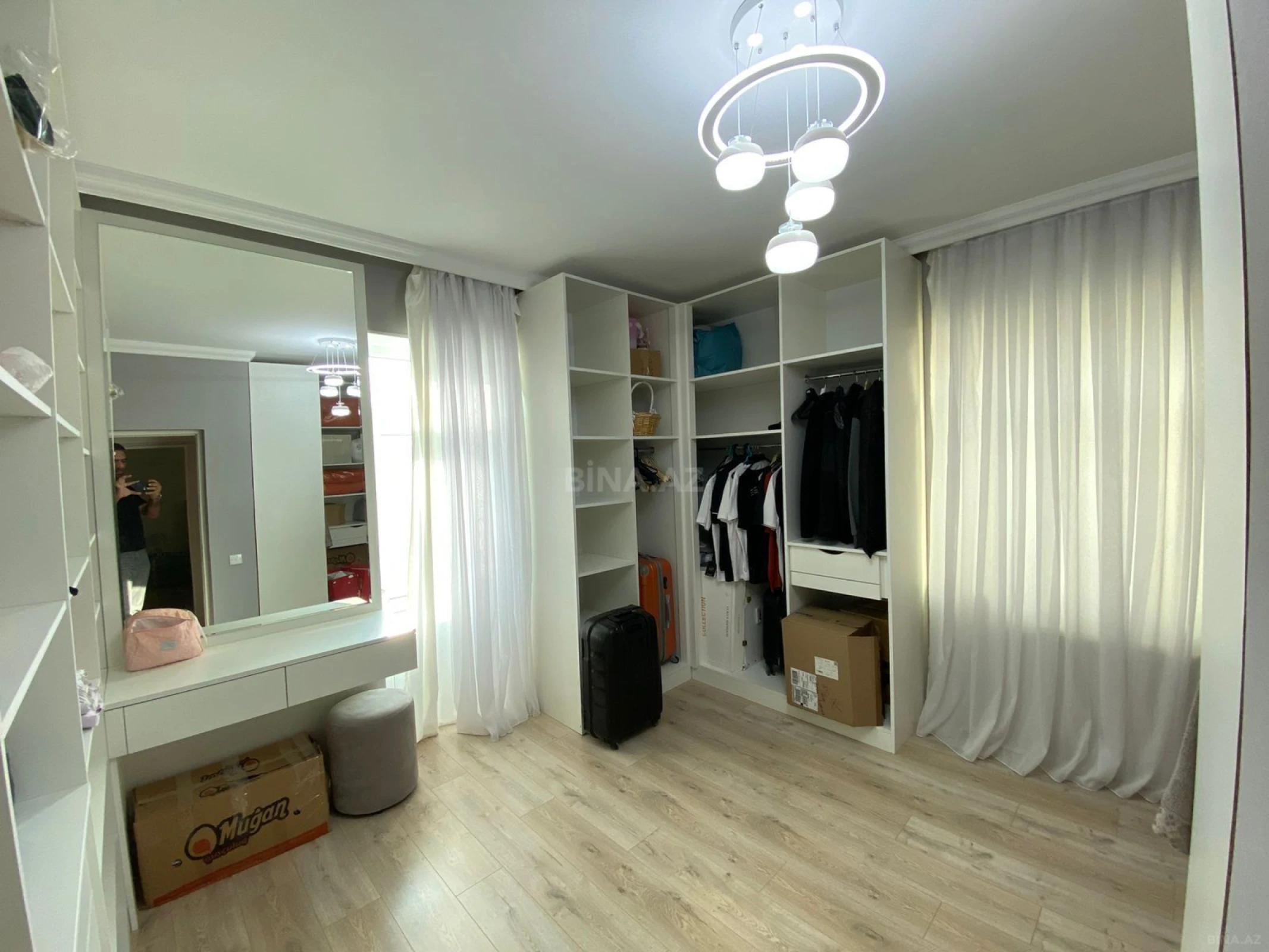 Satılır 4 otaqlı həyət evi 200 m²