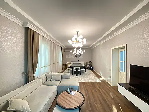 Satılır 4 otaqlı həyət evi 200 m²