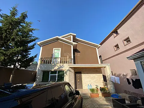 Satılır 4 otaqlı həyət evi 200 m² — Bakı, Badamdar 4 otaq 200.00 m²