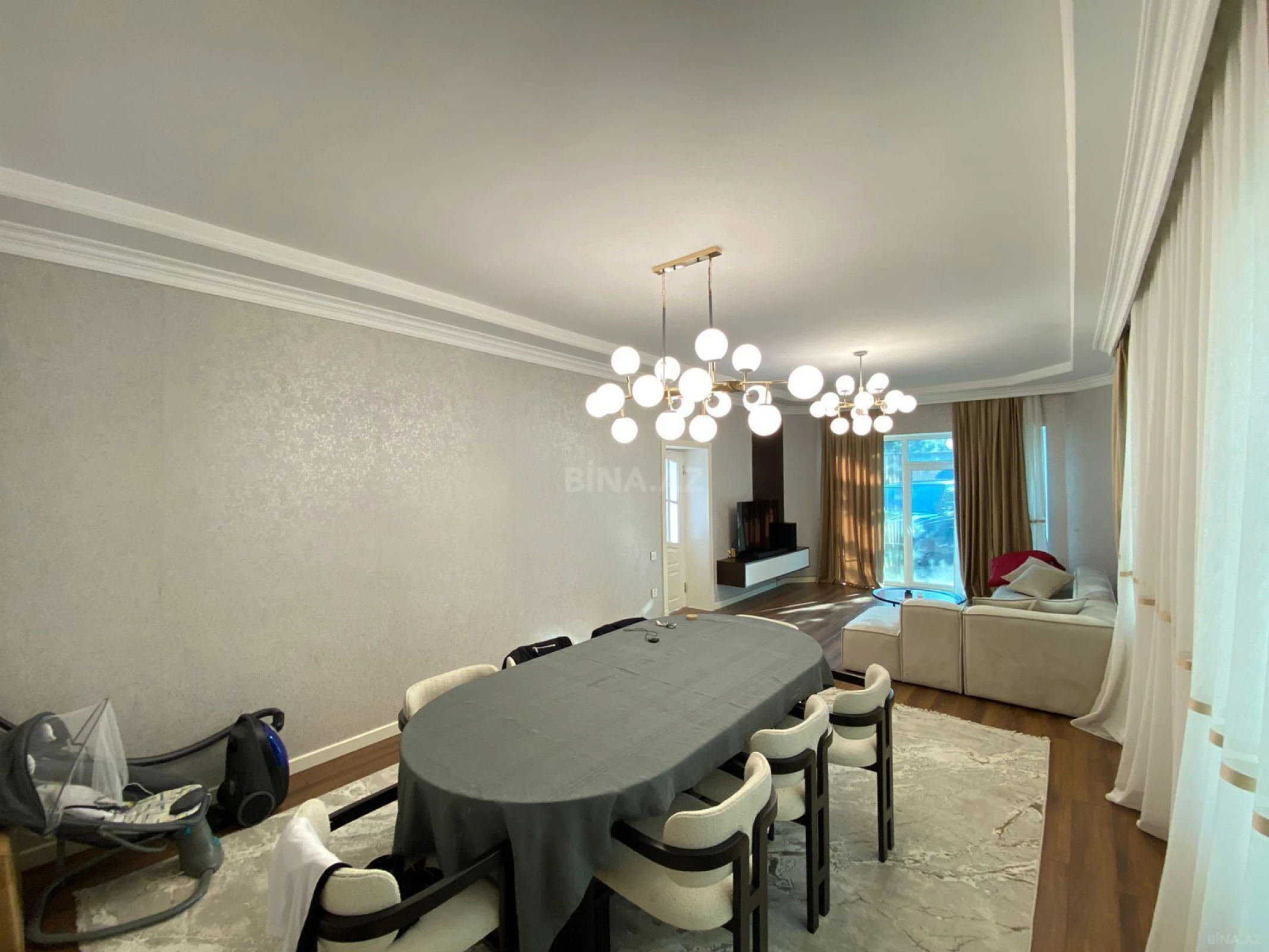 Satılır 4 otaqlı həyət evi 200 m²