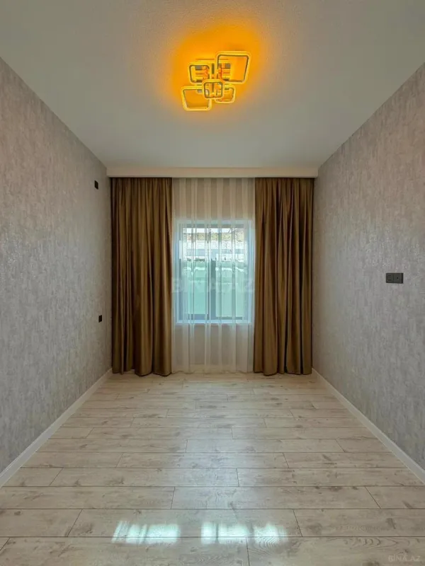 Satılır 4 otaqlı həyət evi 160 m²