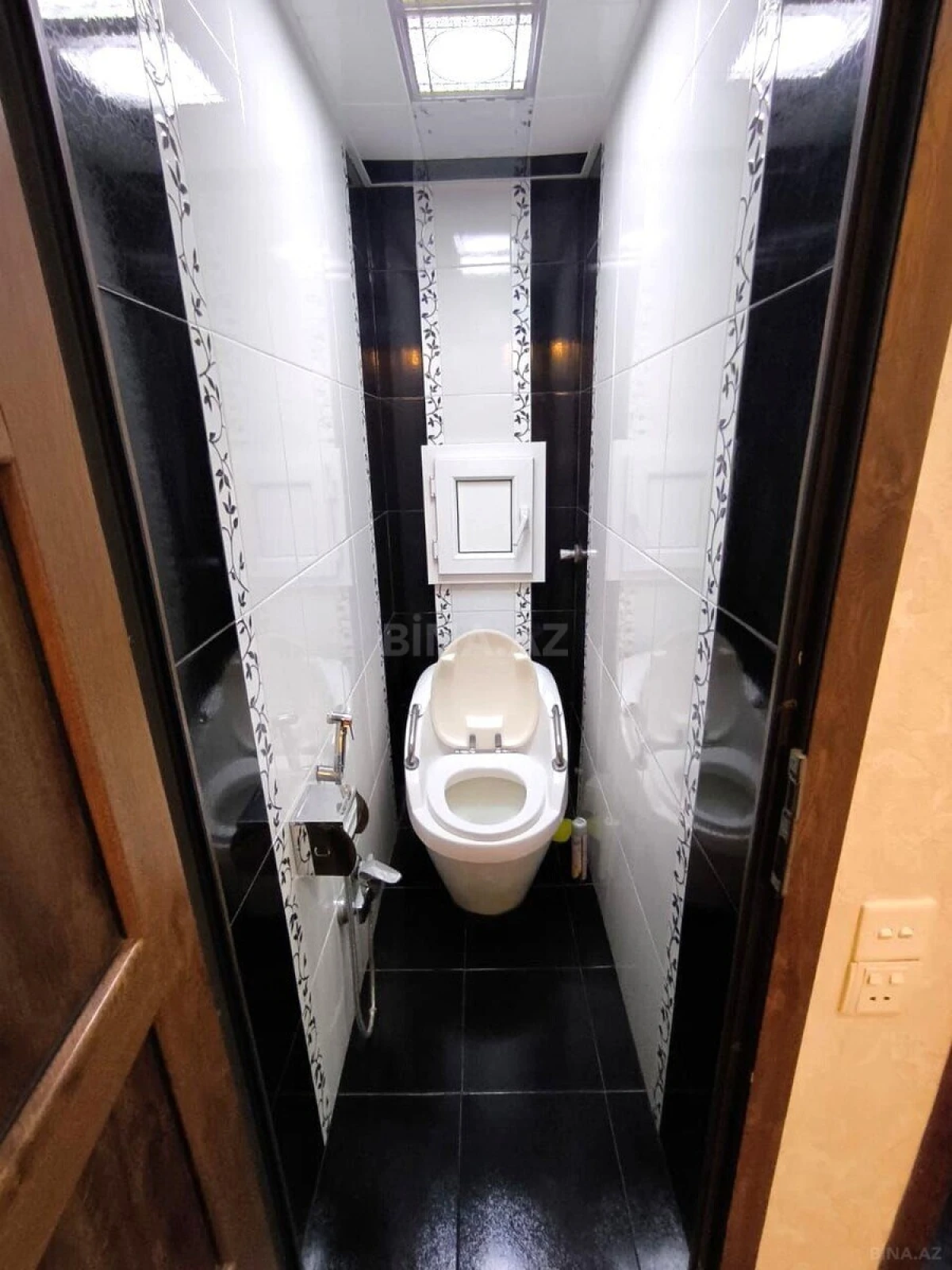 Kirayə verilir 4 otaqlı mənzil 115 m²