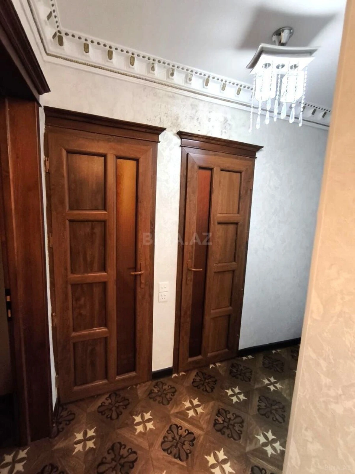 Kirayə verilir 4 otaqlı mənzil 115 m²