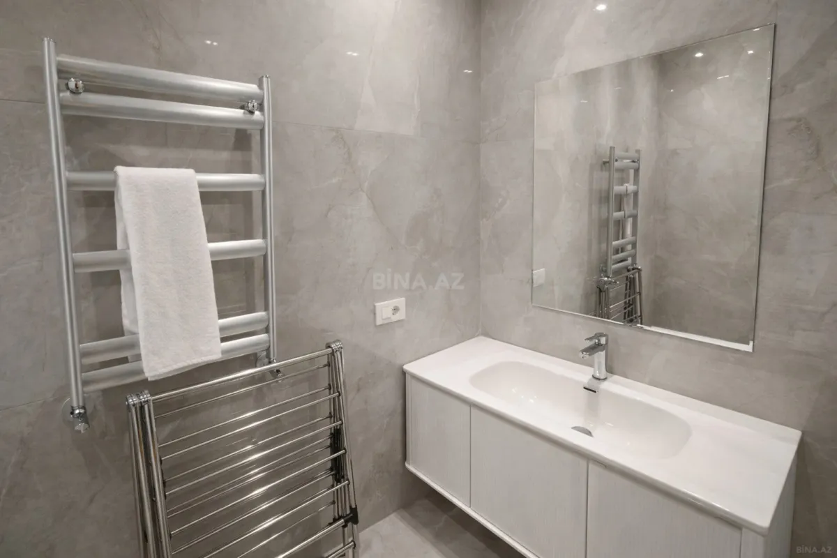 Satılır 2 otaqlı mənzil 60 m²