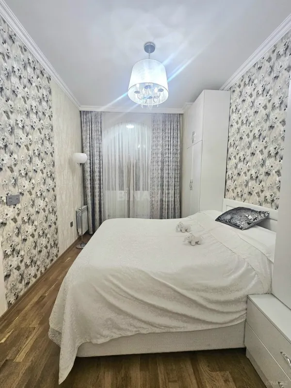 Satılır 3 otaqlı mənzil 60 m²