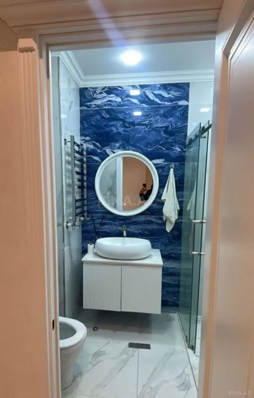 Satılır 3 otaqlı mənzil 135 m²