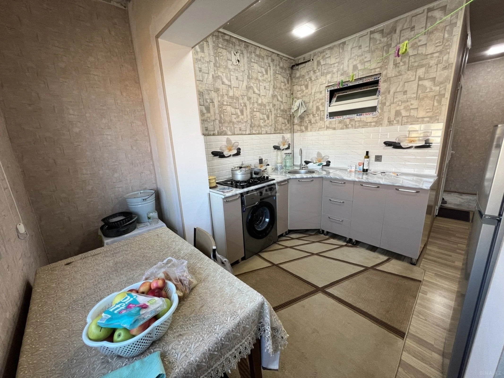 Satılır 1 otaqlı mənzil 40 m²