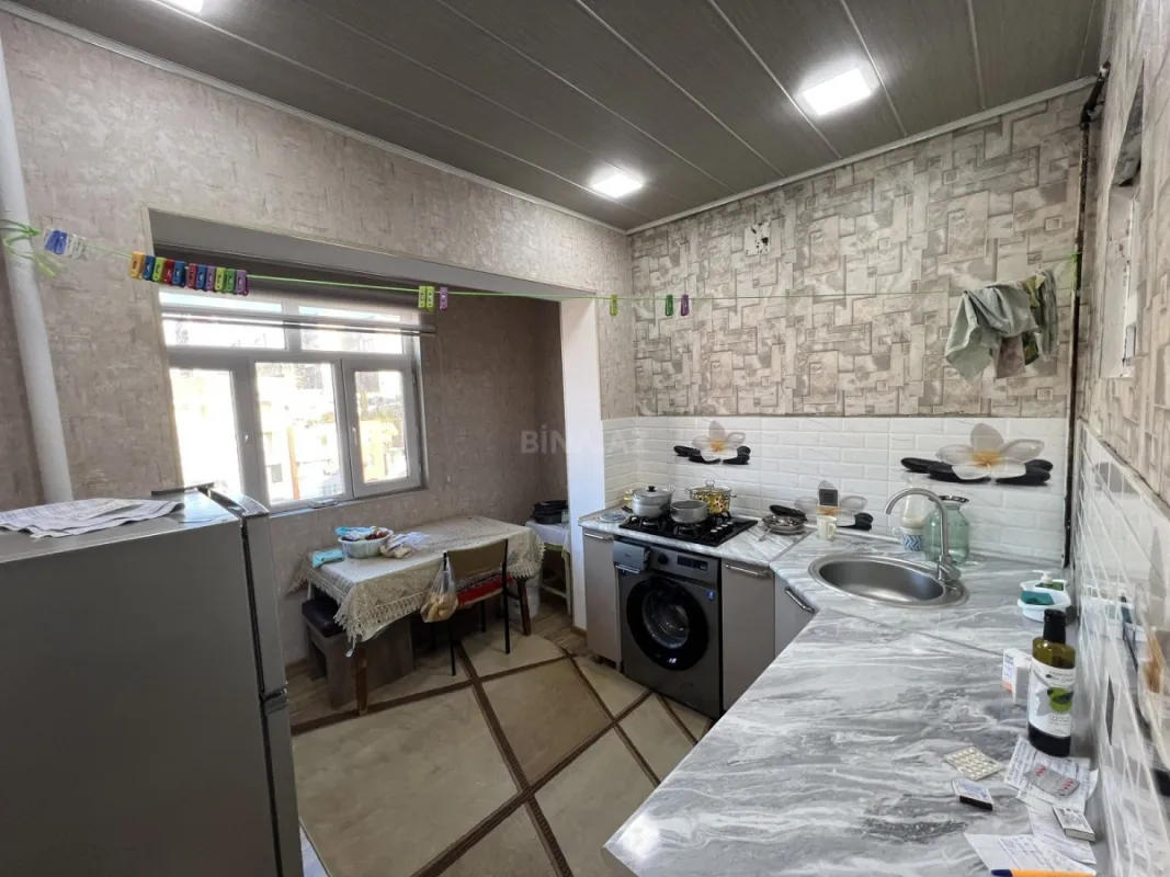 Satılır 1 otaqlı mənzil 40 m²