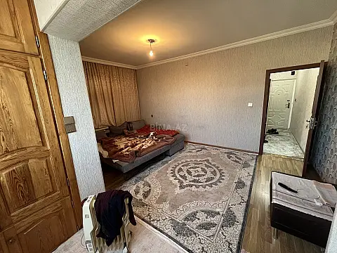 Satılır 1 otaqlı mənzil 40 m²