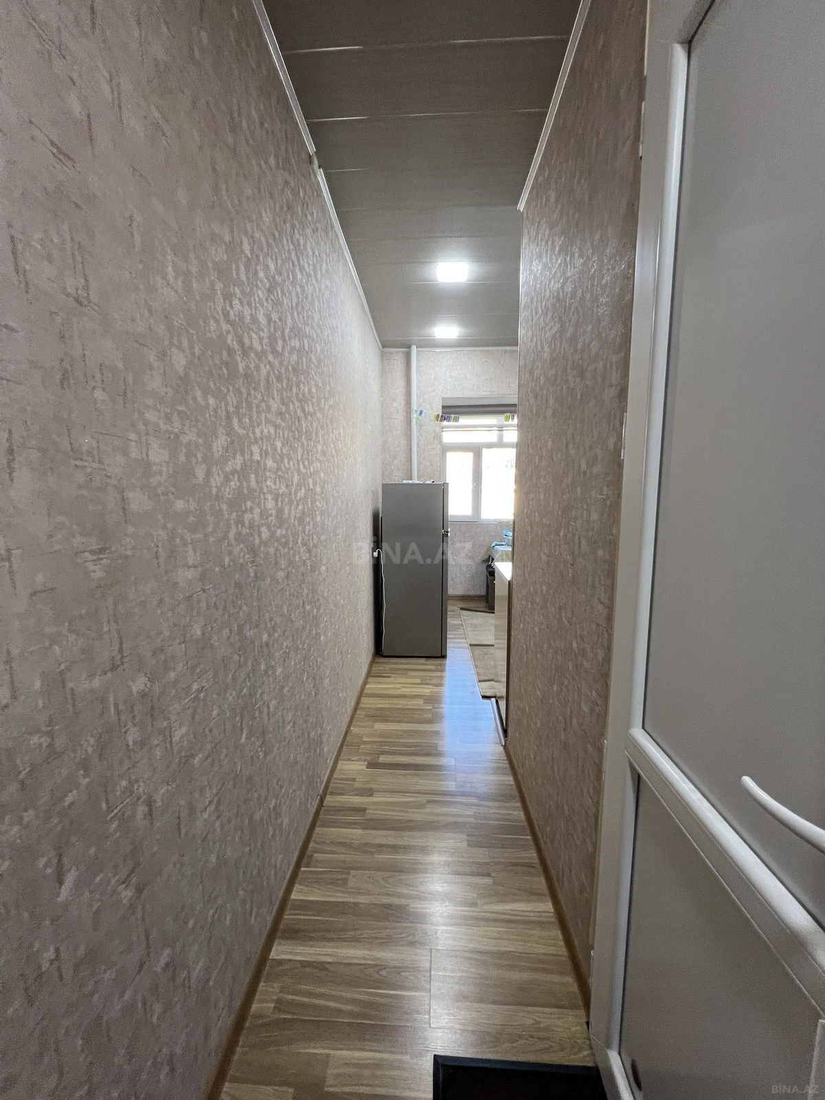 Satılır 1 otaqlı mənzil 40 m²