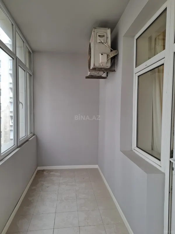 Satılır 3 otaqlı mənzil 127 m²