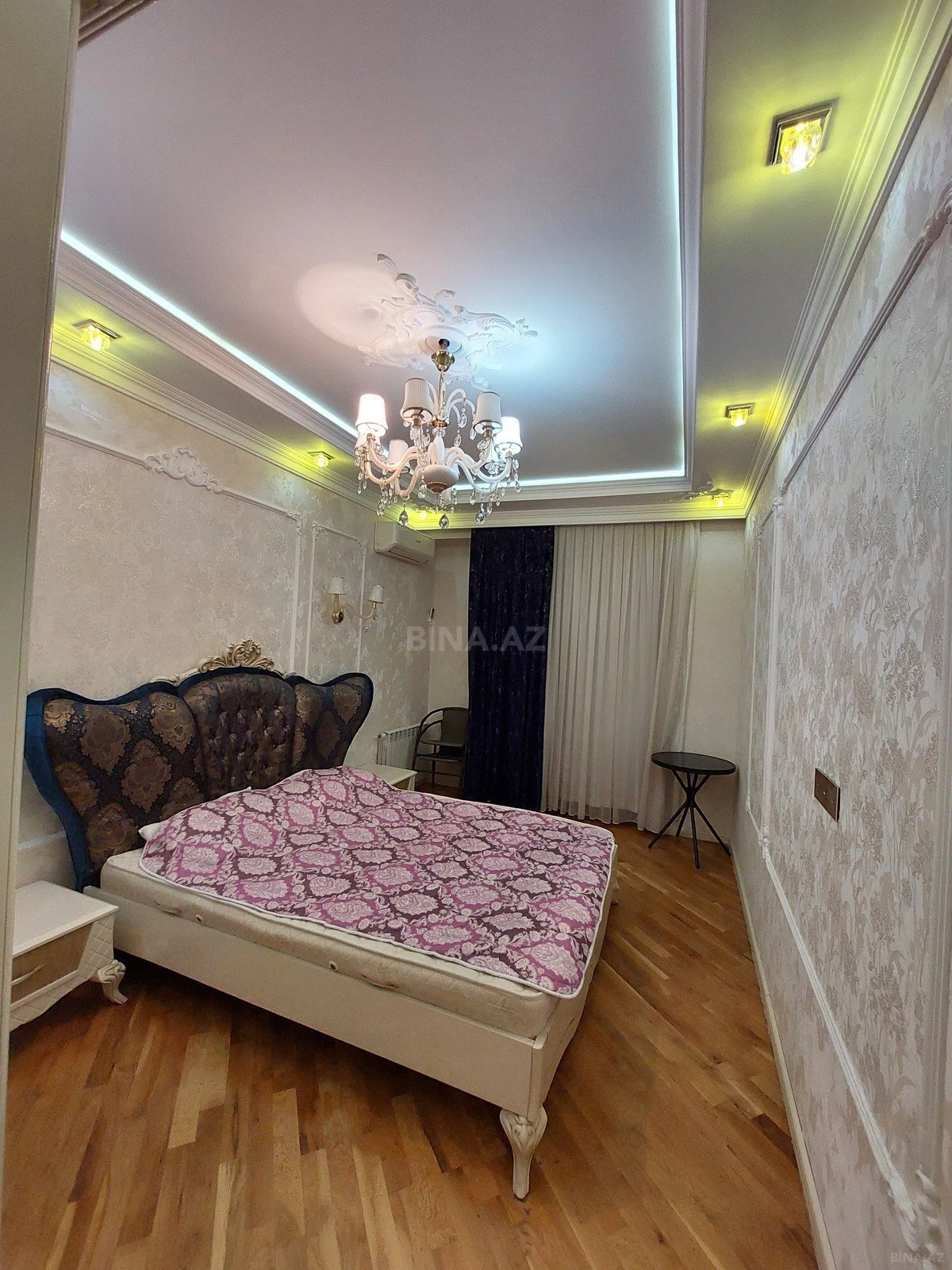 Kirayə verilir 3 otaqlı mənzil 150 m²
