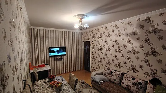 Satılır 4 otaqlı mənzil 82 m²