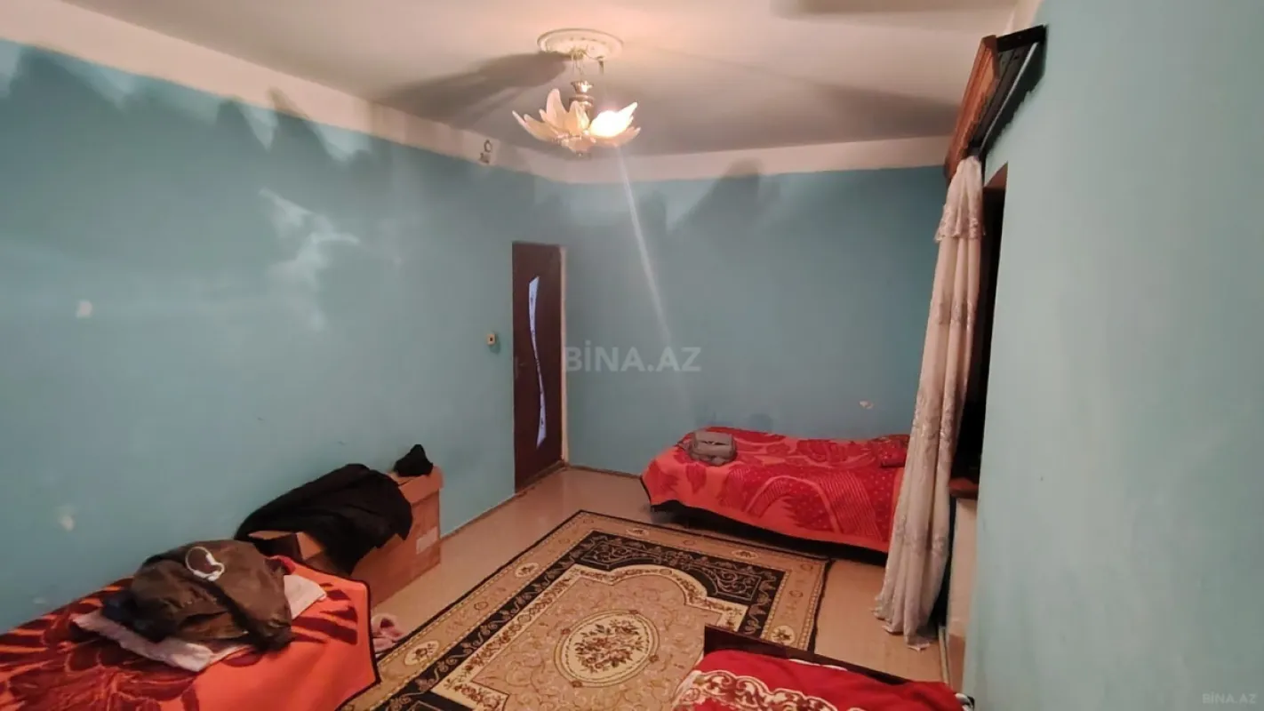 Satılır 4 otaqlı mənzil 82 m²