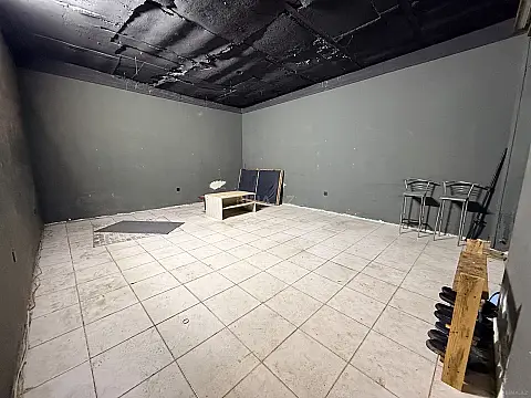 Kirayə verilir obyekt 120 m²