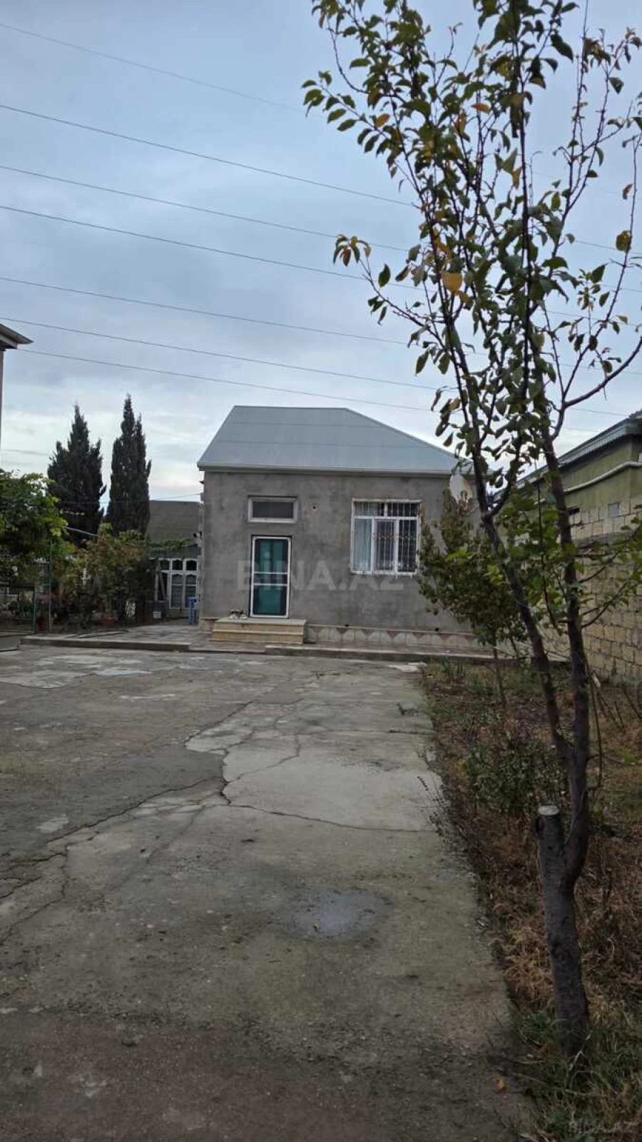 Satılır 2 otaqlı həyət evi 55 m²