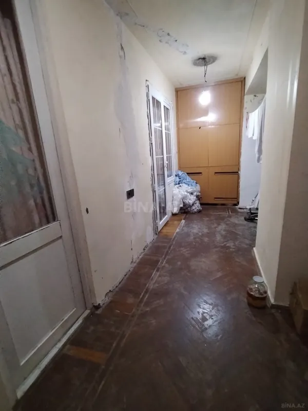 Satılır 4 otaqlı mənzil 115 m²
