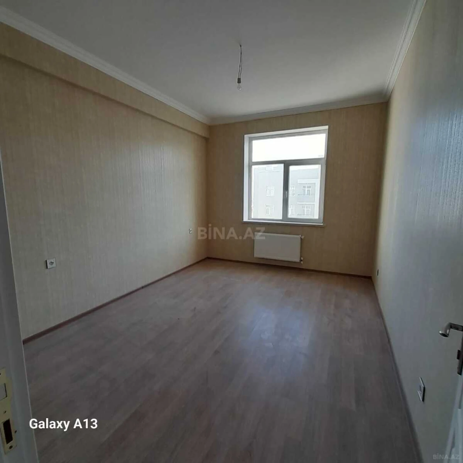 Satılır 3 otaqlı mənzil 77 m²