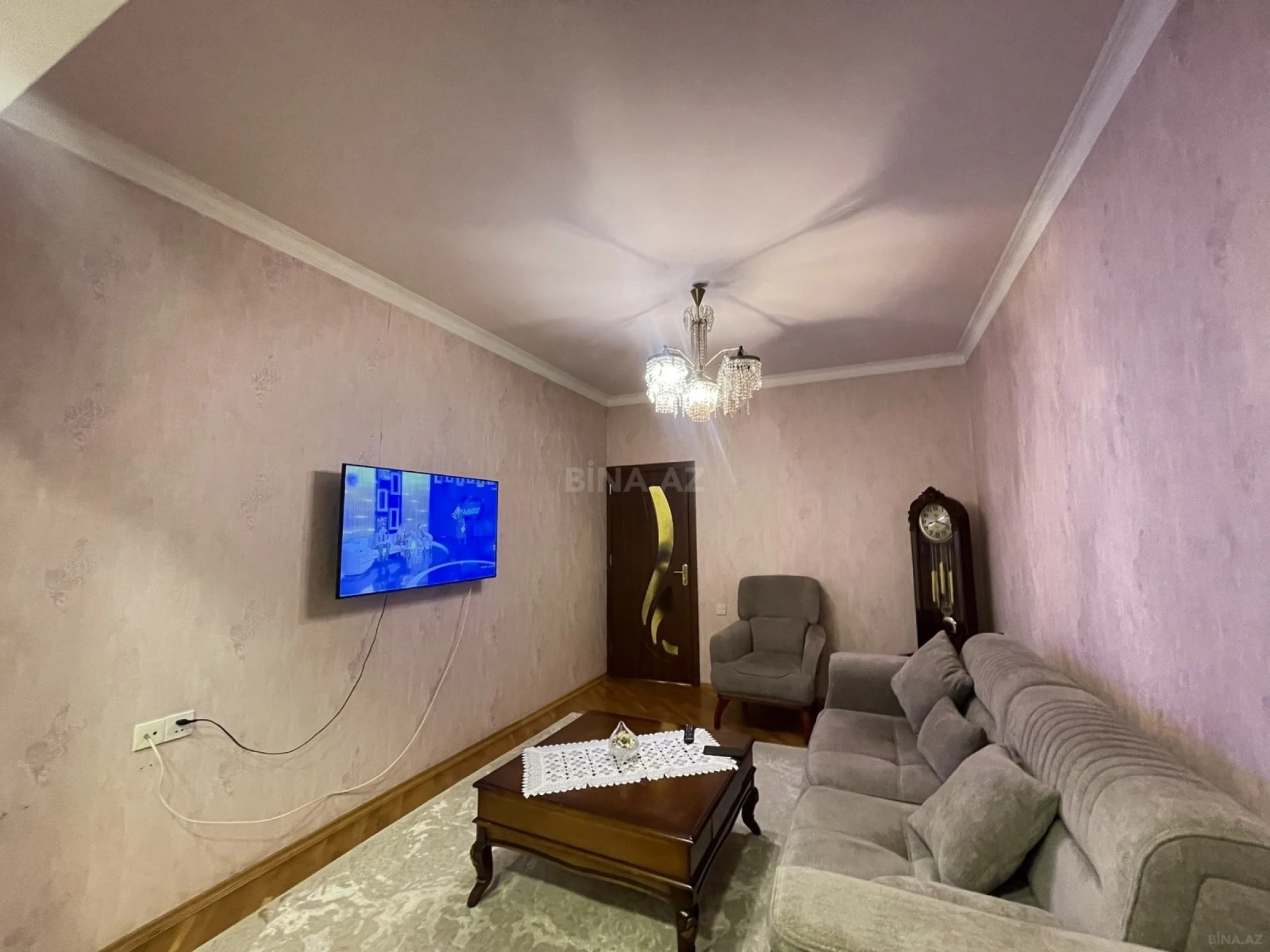 Satılır 4 otaqlı mənzil 100 m²