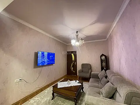 Satılır 4 otaqlı mənzil 100 m²