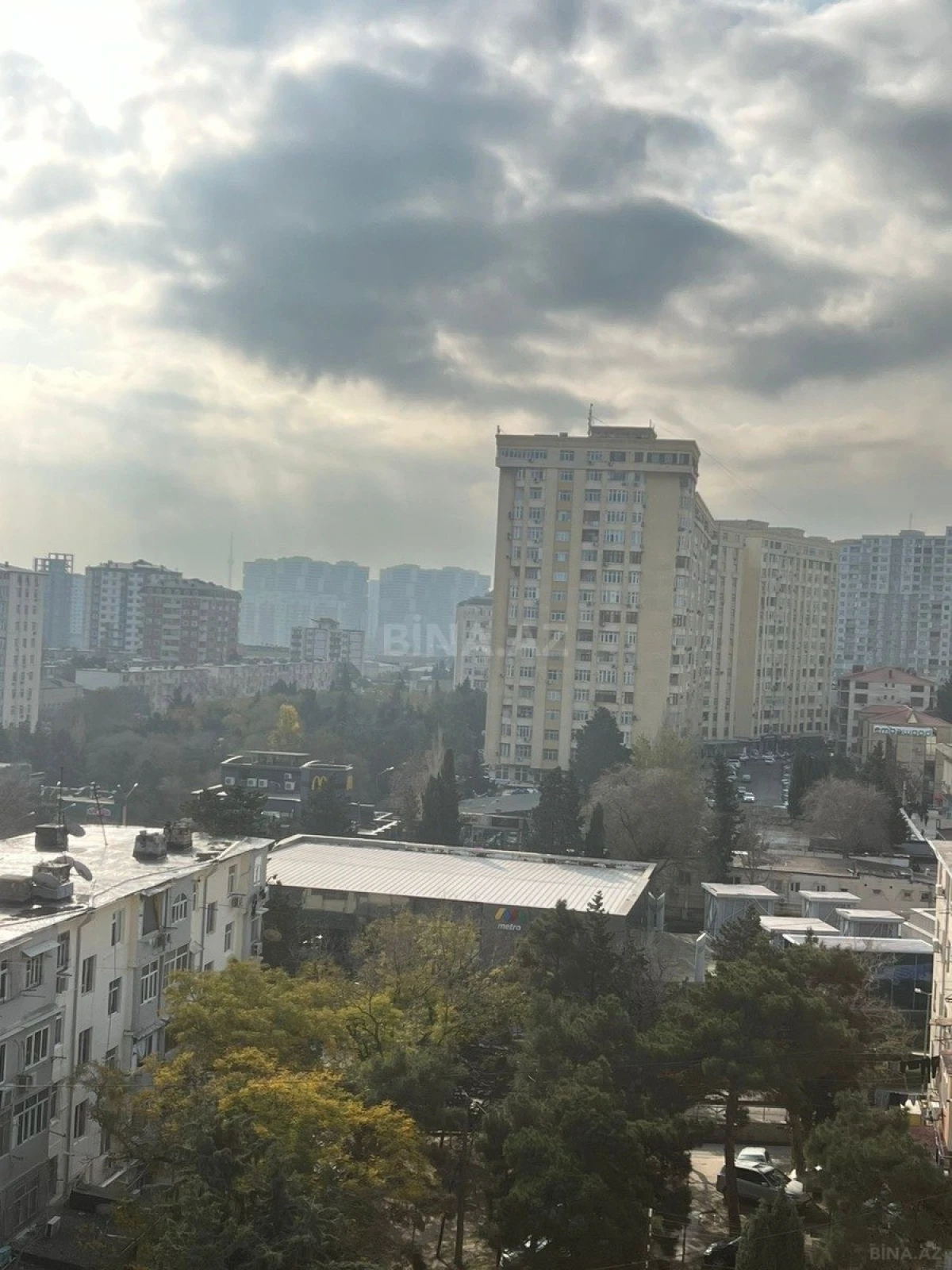 Kirayə verilir 2 otaqlı mənzil 65 m²