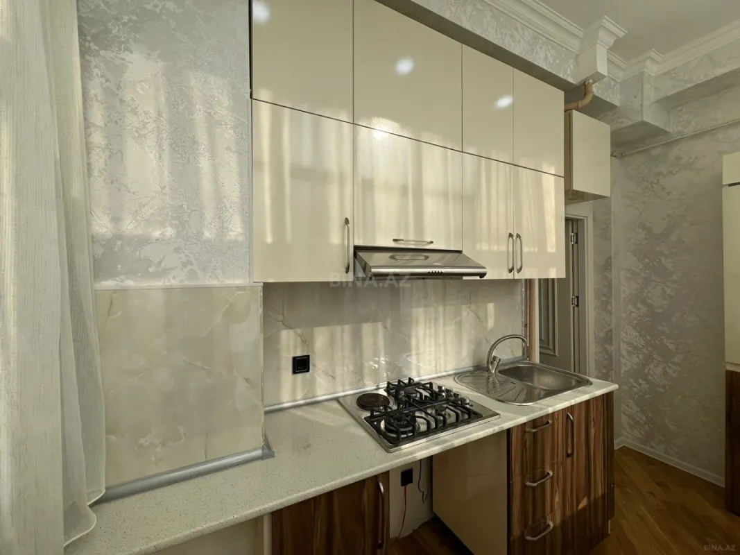 Kirayə verilir 2 otaqlı mənzil 65 m²