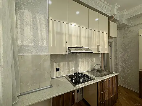 Kirayə verilir 2 otaqlı mənzil 65 m² — Bakı, Memar Əcəmi yanı 2 otaq 65.00 m²