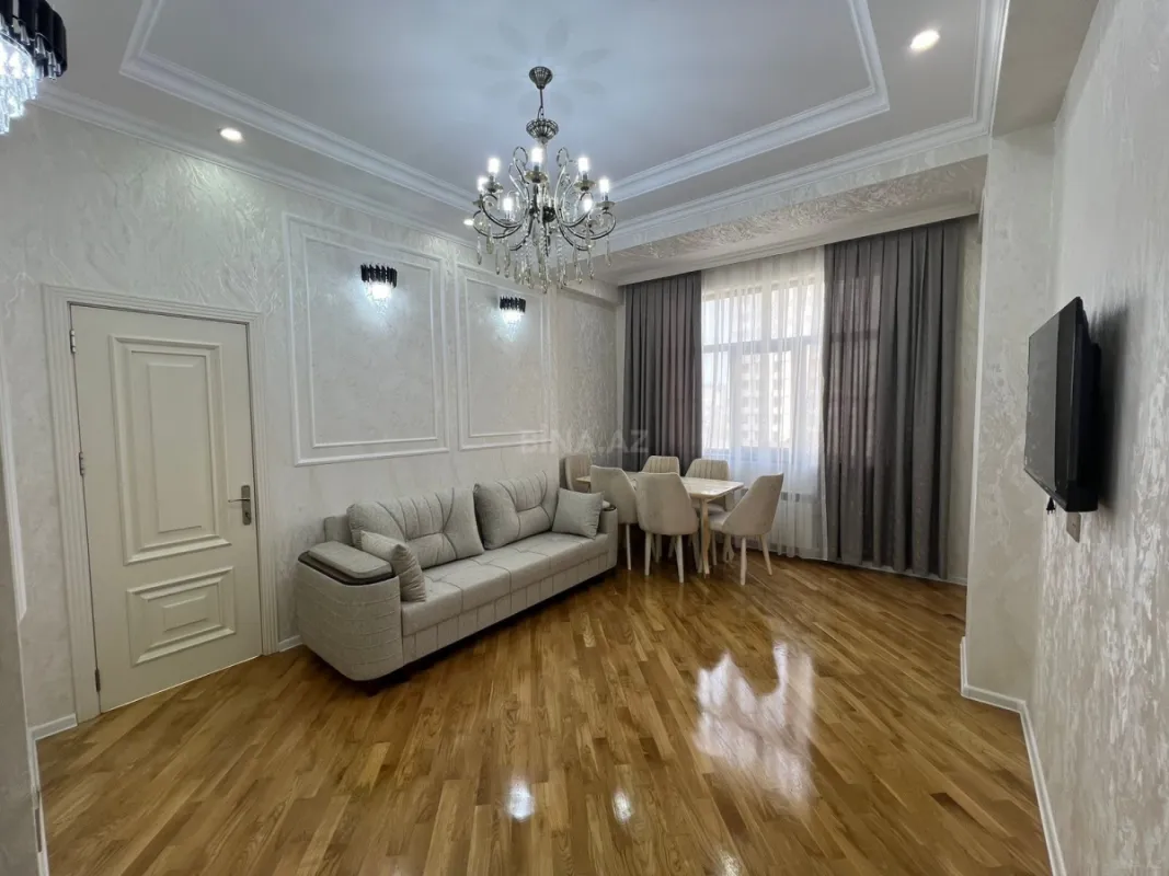 Kirayə verilir 2 otaqlı mənzil 65 m²