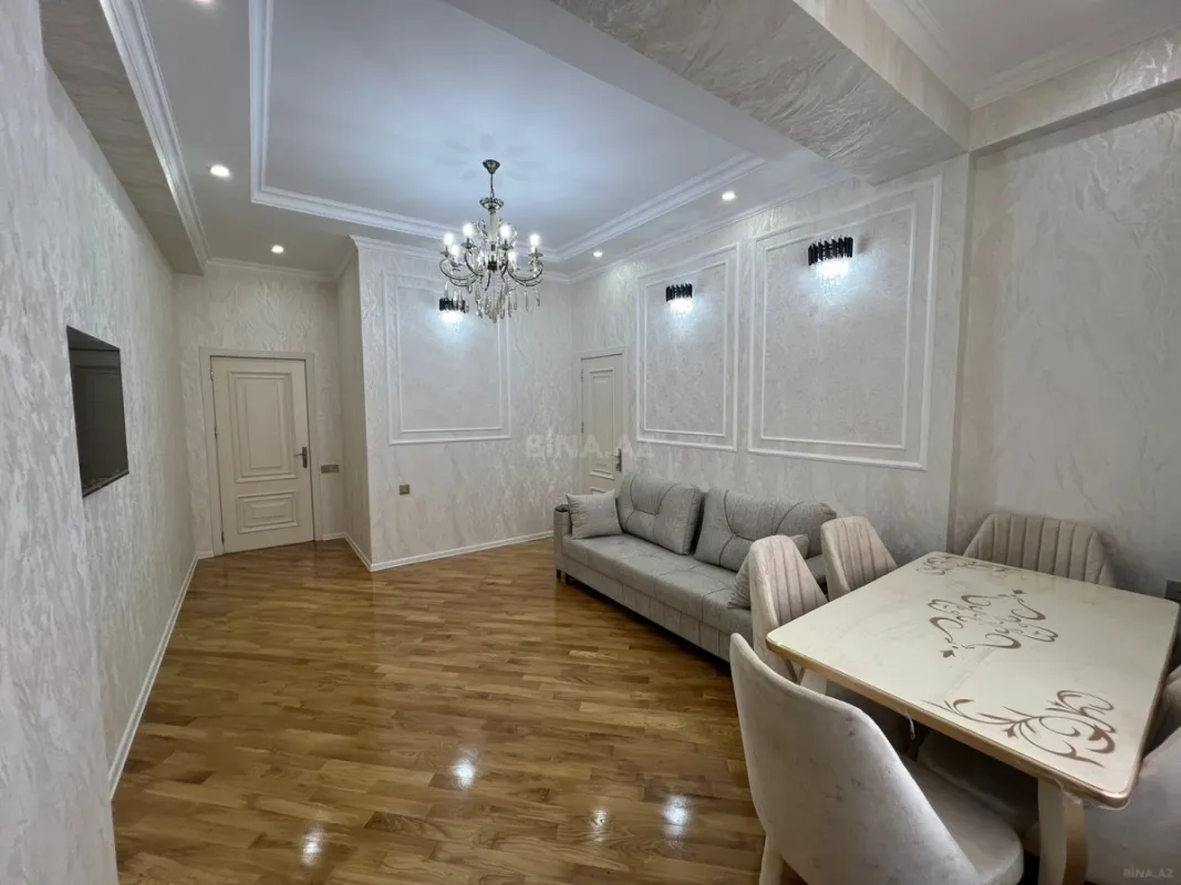 Kirayə verilir 2 otaqlı mənzil 65 m²