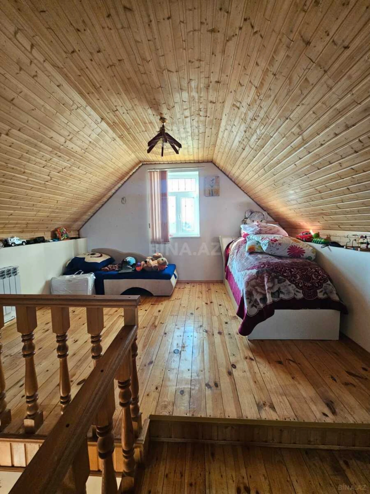 Satılır 5 otaqlı həyət evi 100 m²