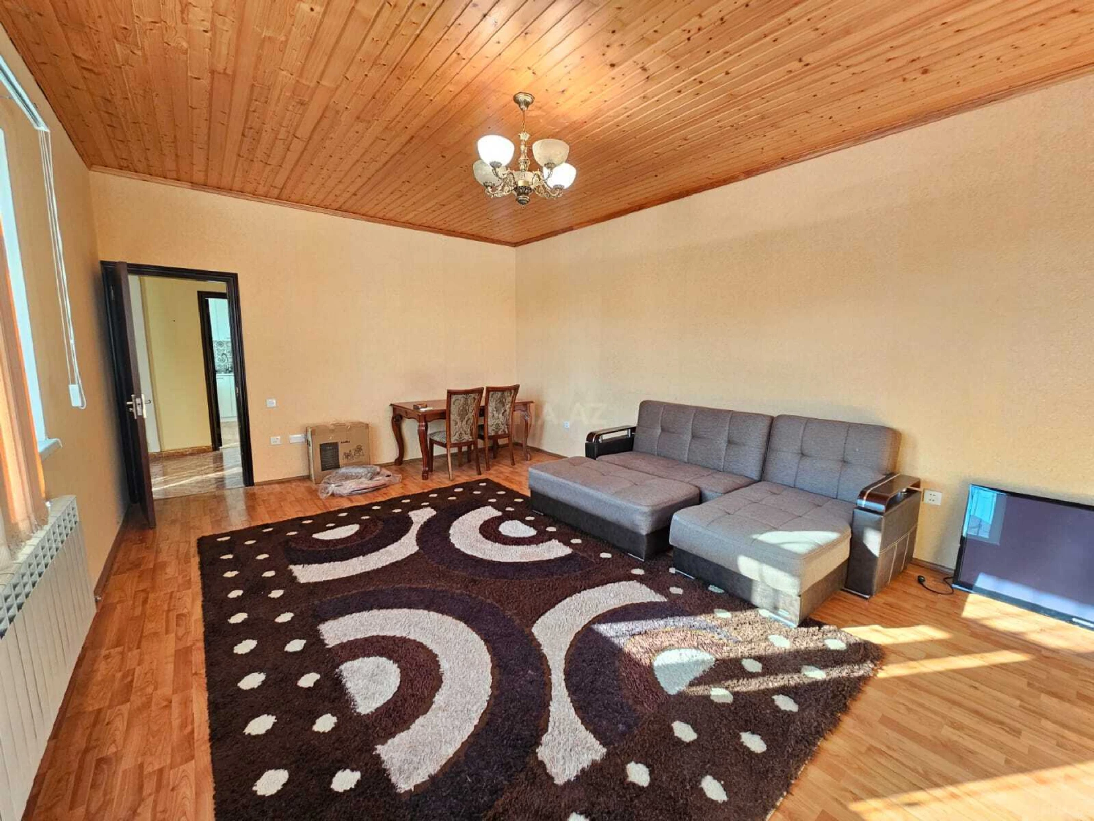 Satılır 5 otaqlı həyət evi 100 m²
