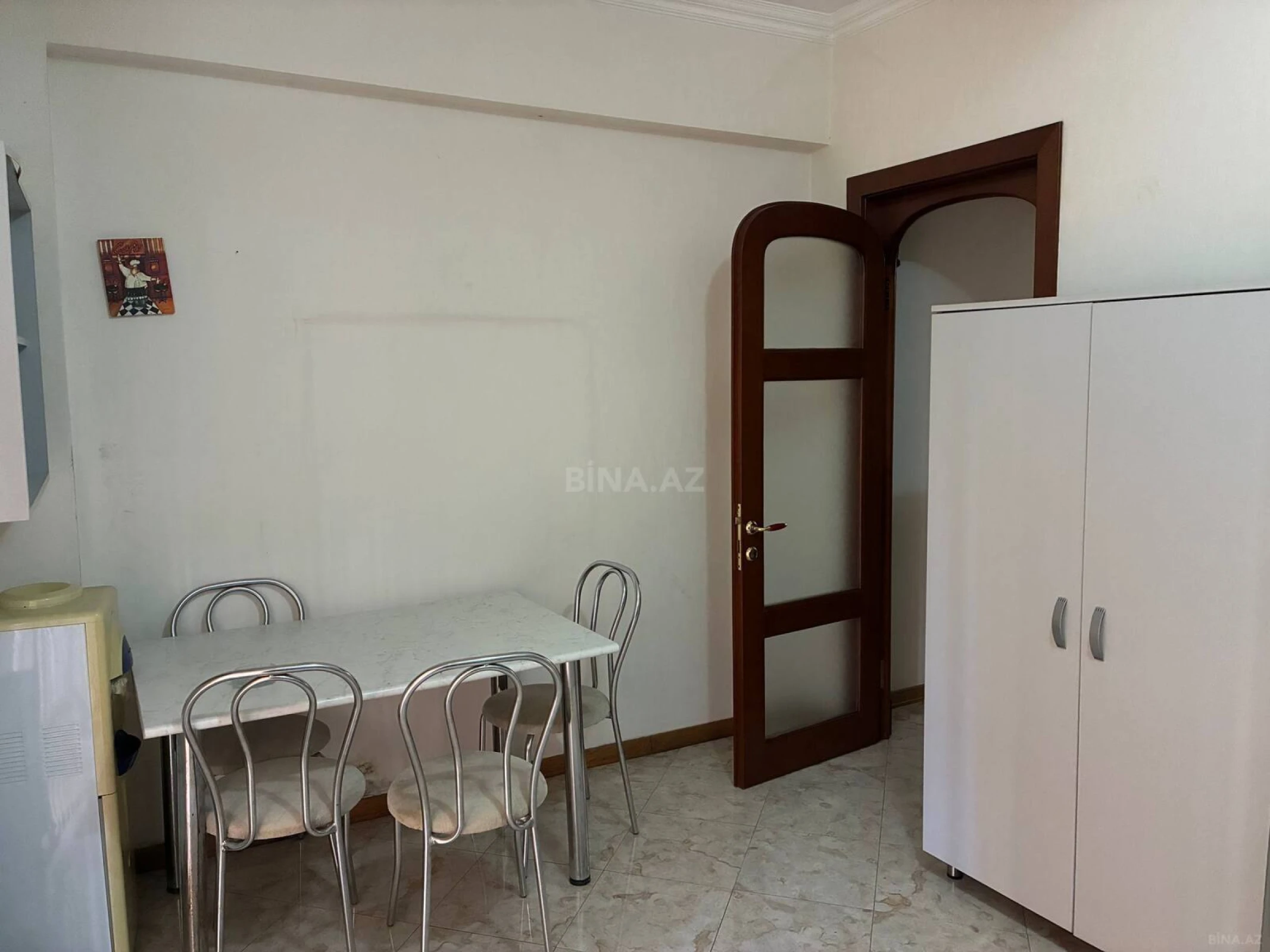 Kirayə verilir 2 otaqlı mənzil 85 m²