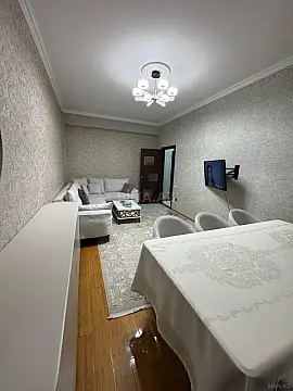 Satılır 2 otaqlı mənzil 64 m²