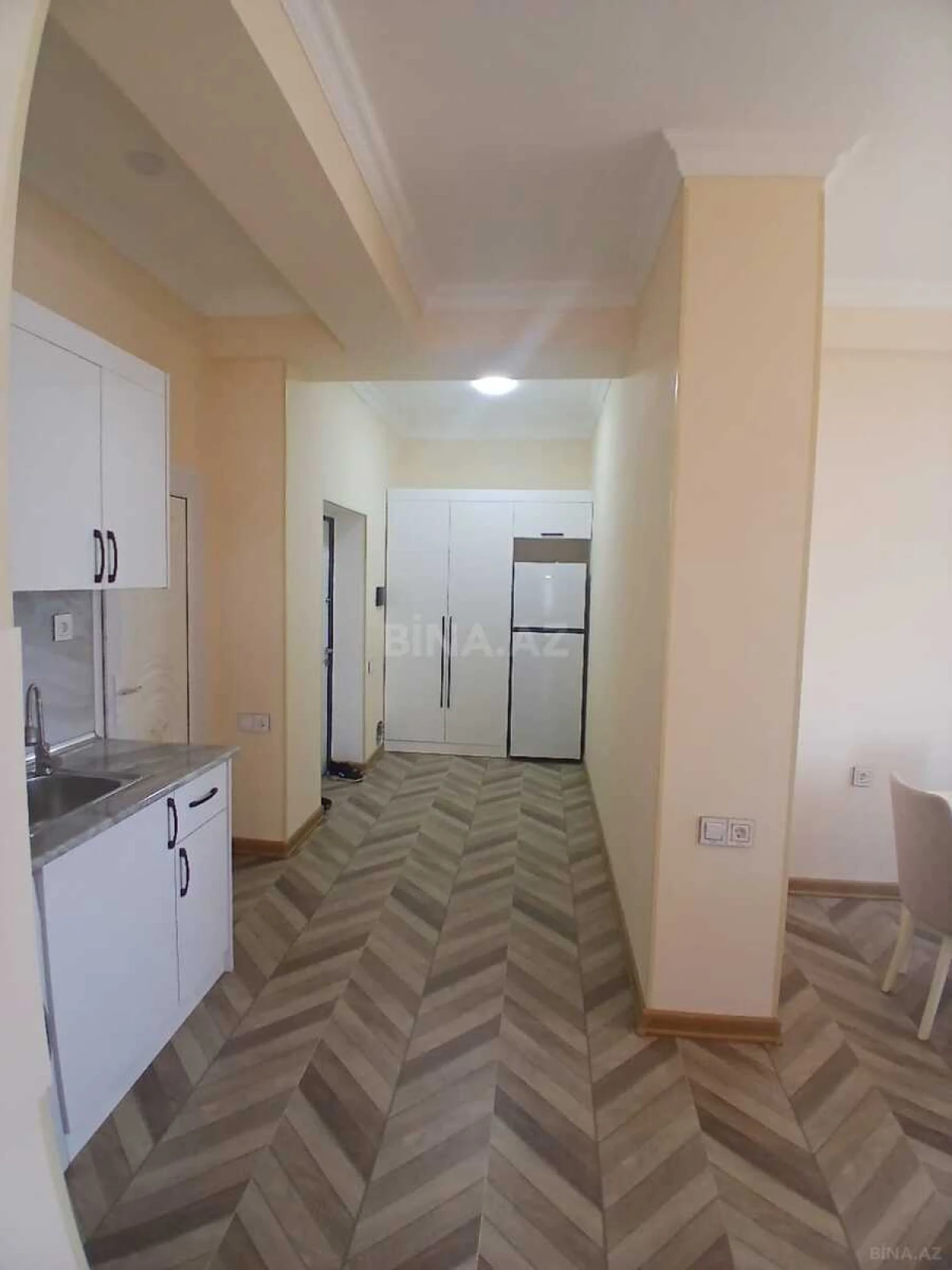 Kirayə verilir 2 otaqlı mənzil 53 m²