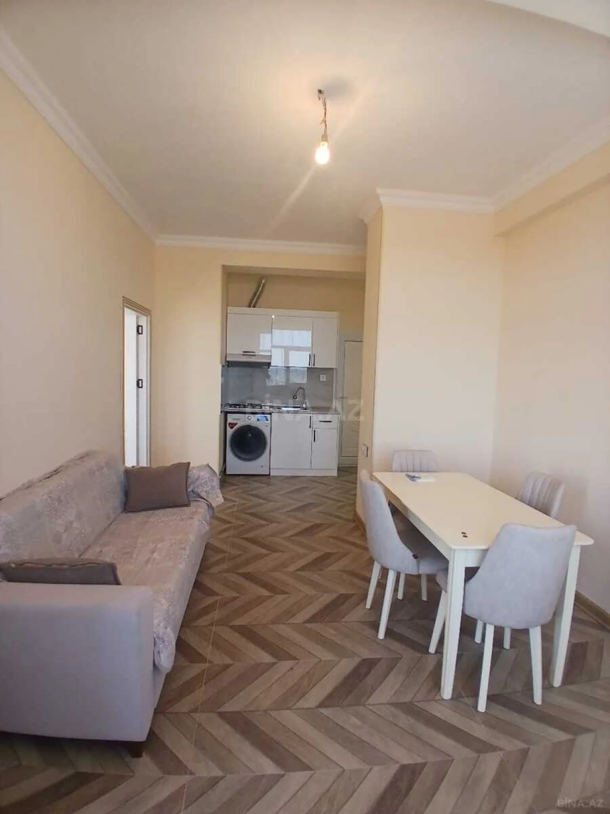 Kirayə verilir 2 otaqlı mənzil 53 m²