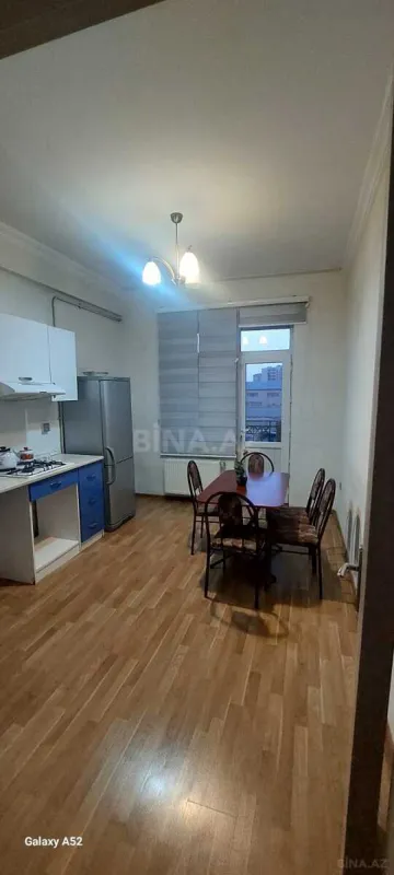 Kirayə verilir 3 otaqlı mənzil 90 m²