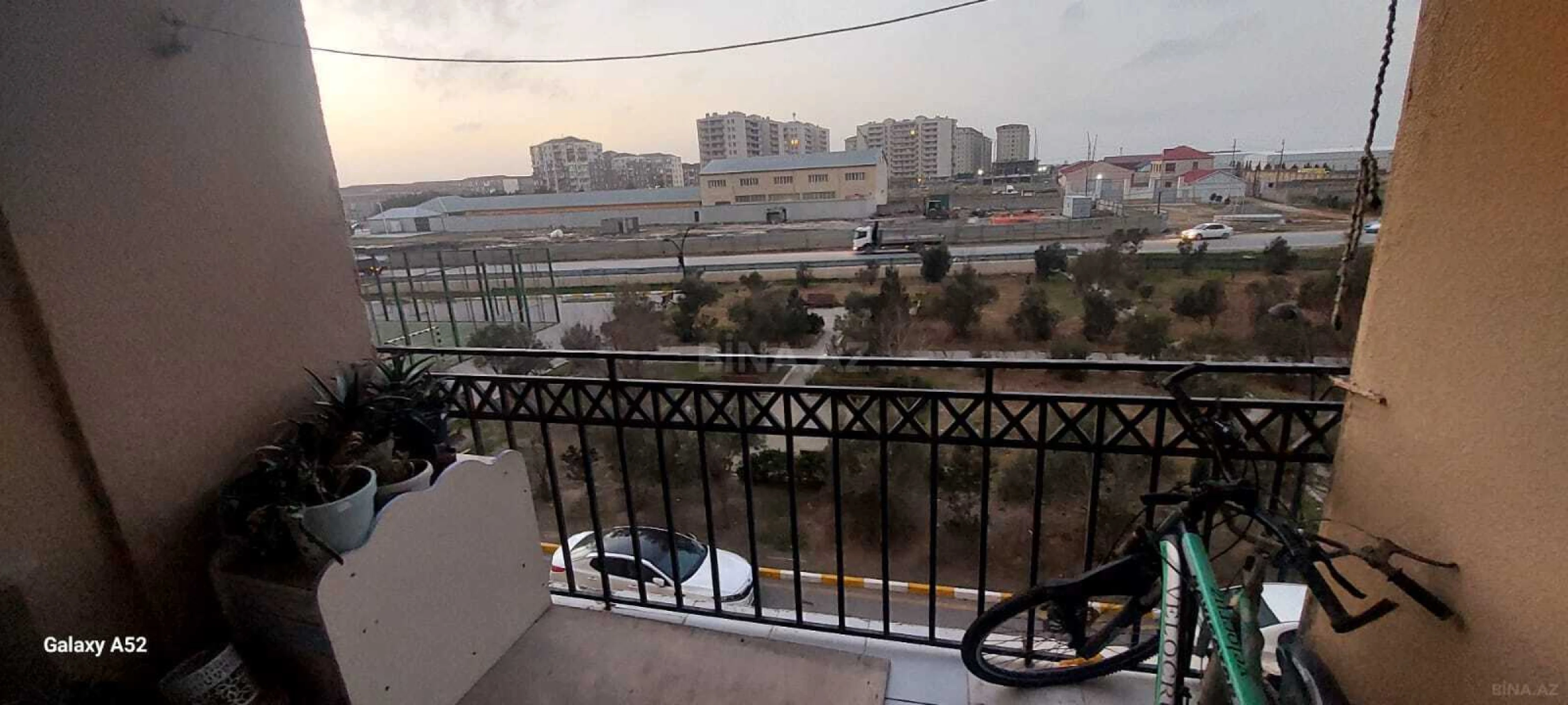 Kirayə verilir 3 otaqlı mənzil 90 m²