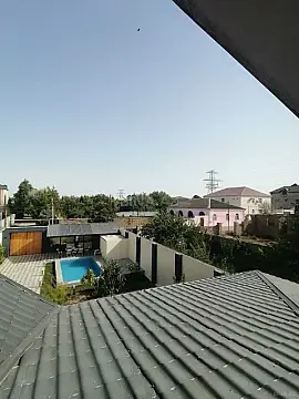 Satılır 5 otaqlı həyət evi 230 m²
