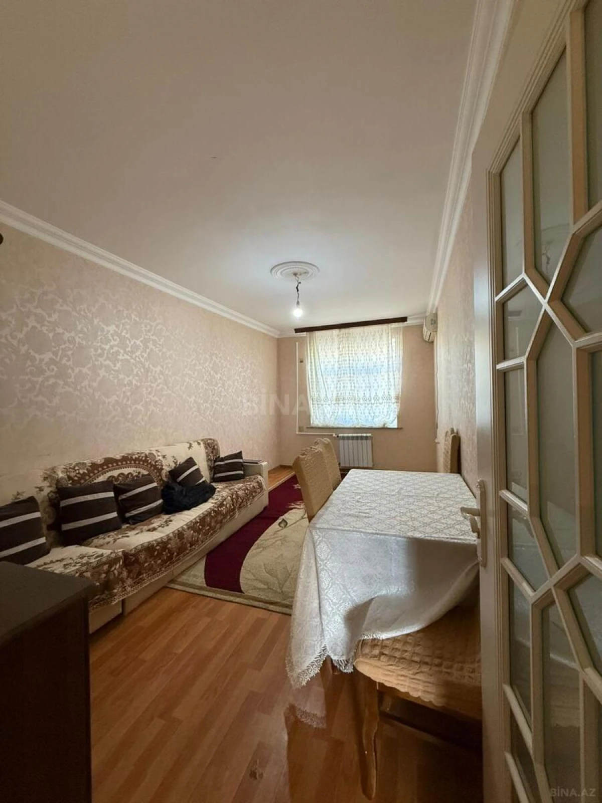 Kirayə verilir 2 otaqlı mənzil 64 m²