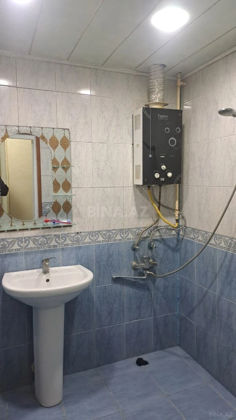 Kirayə verilir 2 otaqlı mənzil 64 m²