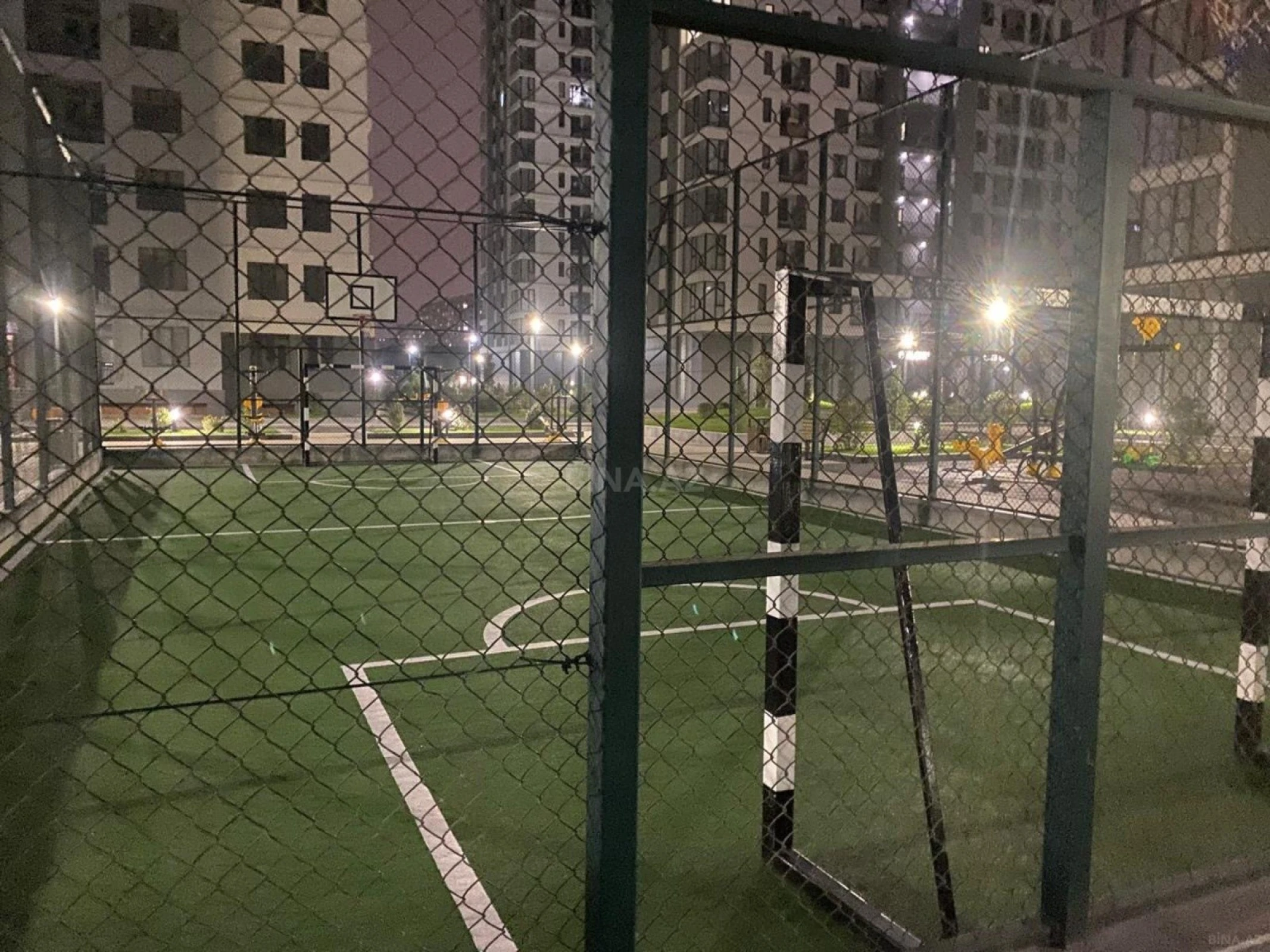 Kirayə verilir 2 otaqlı mənzil 60 m²