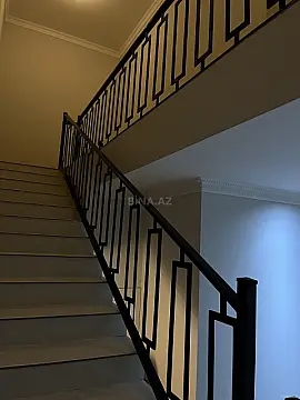 Satılır 4 otaqlı həyət evi 200 m²