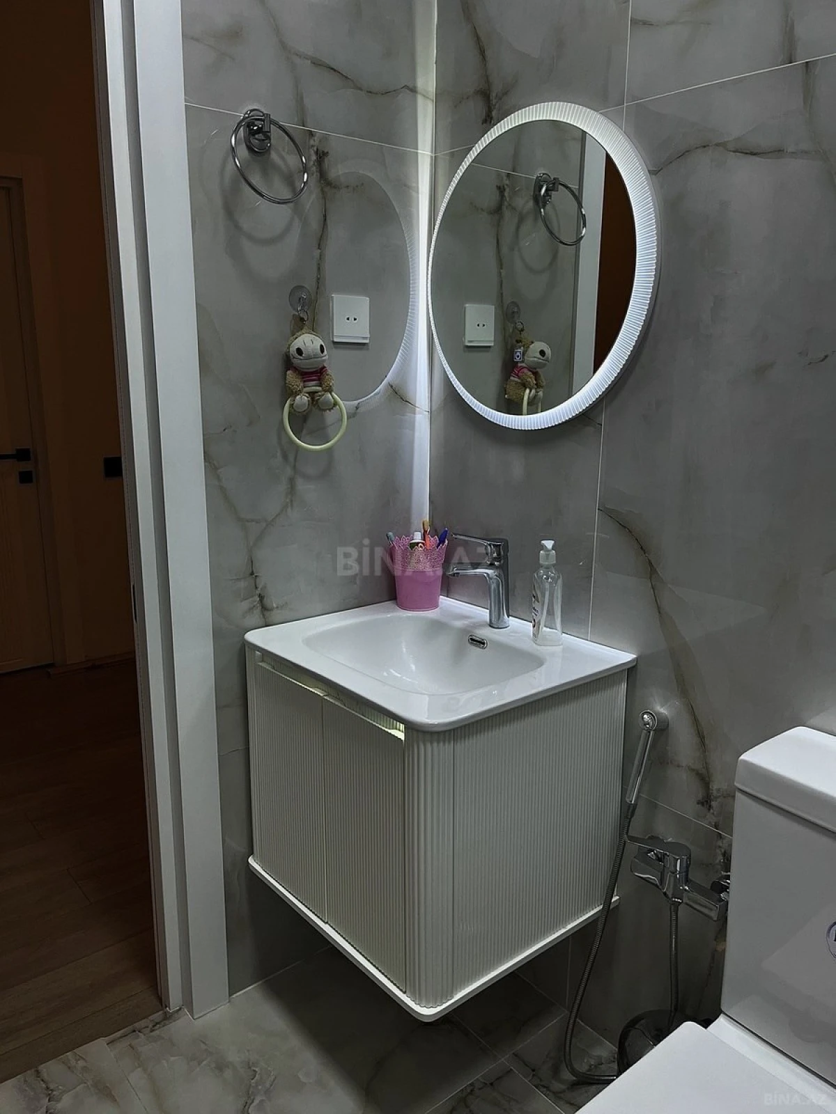 Satılır 4 otaqlı həyət evi 200 m²